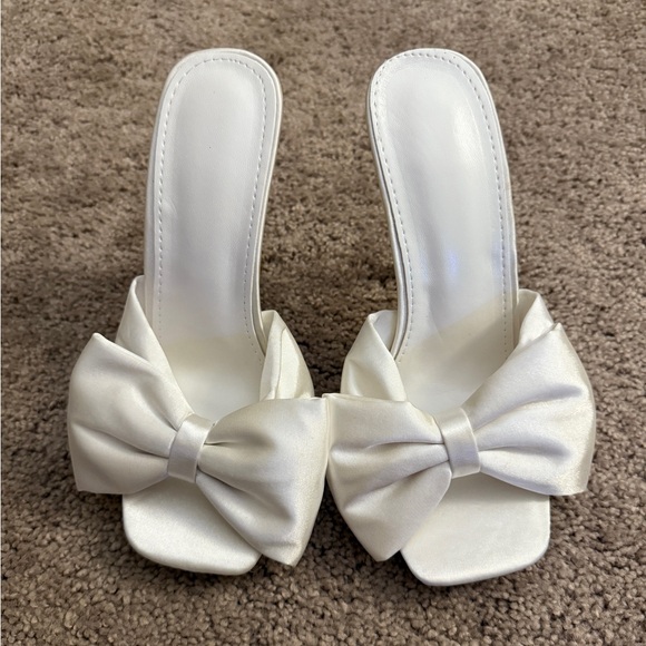 White Heels Women Size 6.5 Glamorous Open Toe High Heels Prom Cocktail Club Shoe - Picture 1 of 10